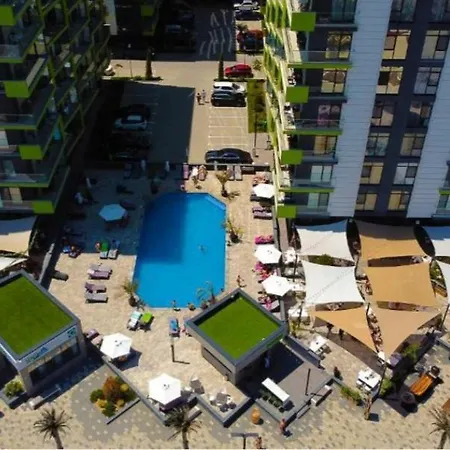 Apartamento Alezzi Pima Linie La Mare Piscina Jacuzzi Sauna - Parking *