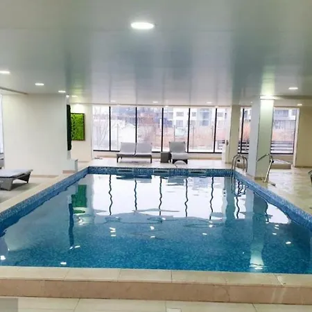 Alezzi Pima Linie La Mare Piscina Jacuzzi Sauna - Parking Năvodari
