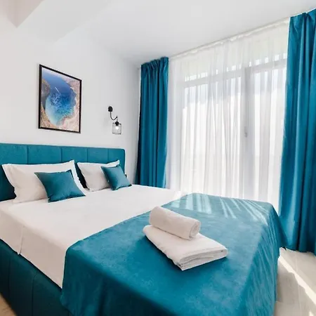Alezzi Pima Linie La Mare Piscina Jacuzzi Sauna - Parking Năvodari