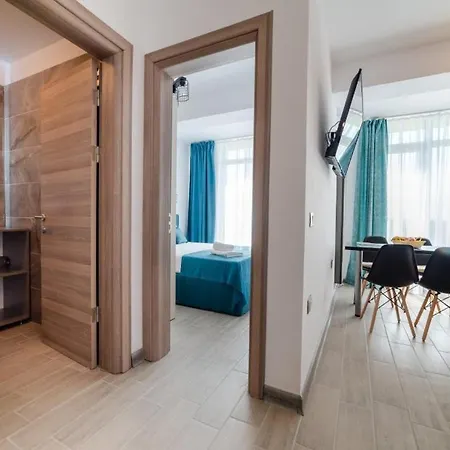 Alezzi Pima Linie La Mare Piscina Jacuzzi Sauna - Parking Apartamento *