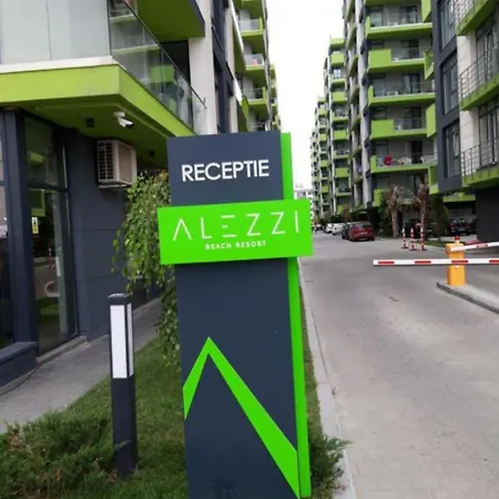Alezzi Pima Linie La Mare Piscina Jacuzzi Sauna - Parking Năvodari